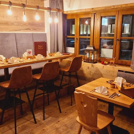 سبورتهوتيل داخشتاين ويست فندق أنابيرغ ام لاميرتا