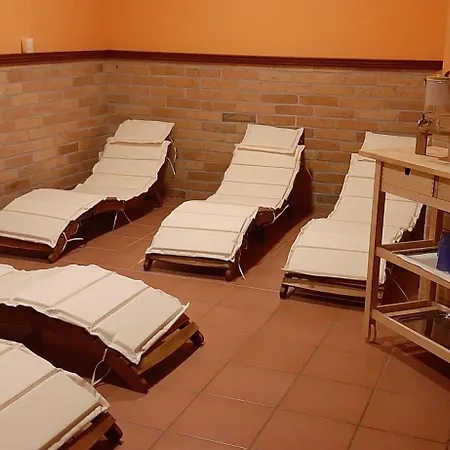 سبورتهوتيل داخشتاين ويست فندق