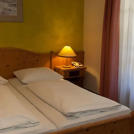 Dachstein West Otel 3*