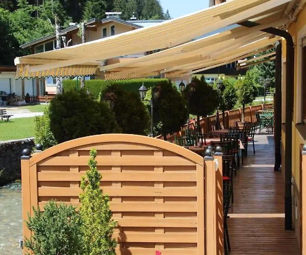 Hotel Dachstein West 3*