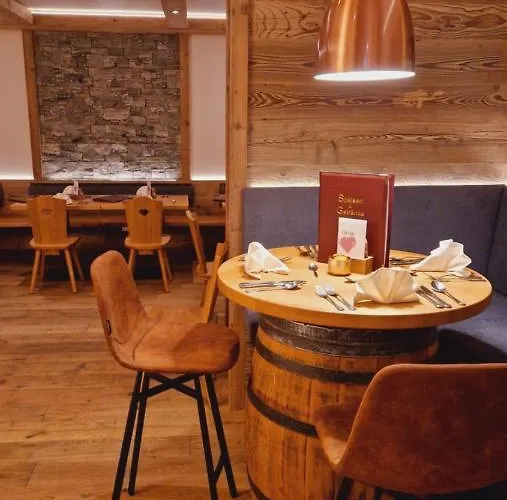 Hotel Dachstein West 3*